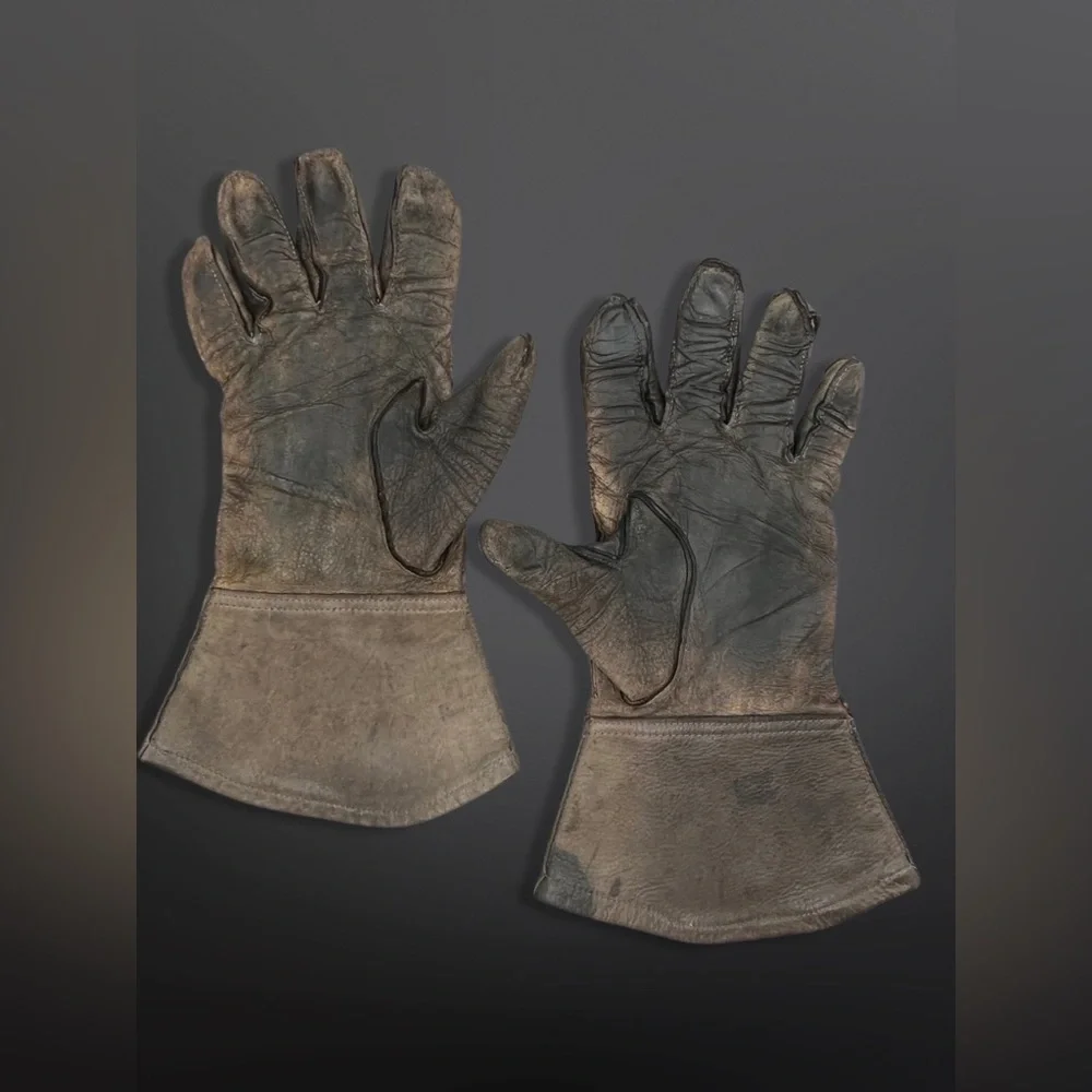 ⚡️HARLEY-DAVIDSON⚡️ Vintage Leather/Studded Guantlet Motorcycle Gloves - Picture 4 of 14